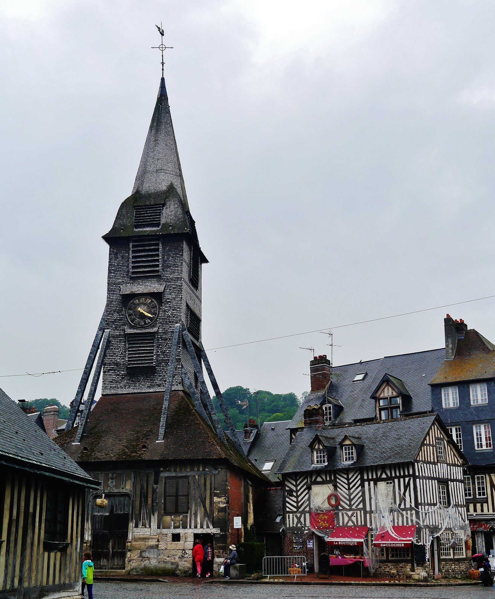 Le clocher en bois séparé de l'église Sainte-Catherine, à Honfleur